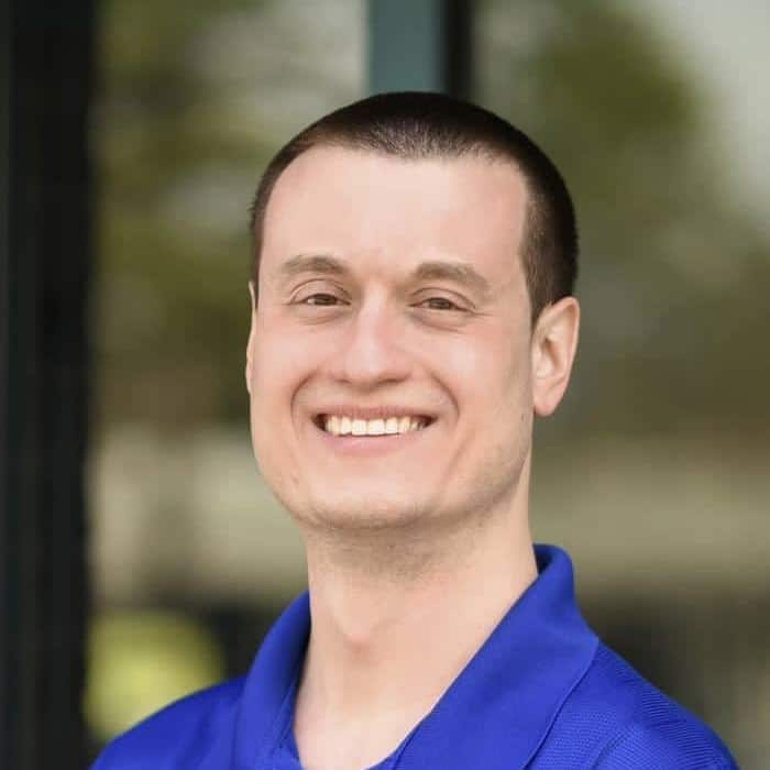 Hrosm-brandon-arendas-4-2 Brandon headshot square hrosm